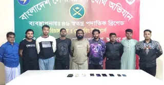 যৌথ বাহিনীর অভিযানে এক সপ্তাহে সারা দেশে আটক ৪৪